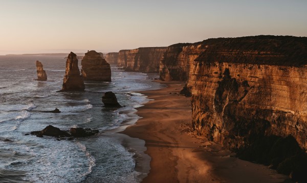 View between rocky cliffs along the Shipwreck Coast