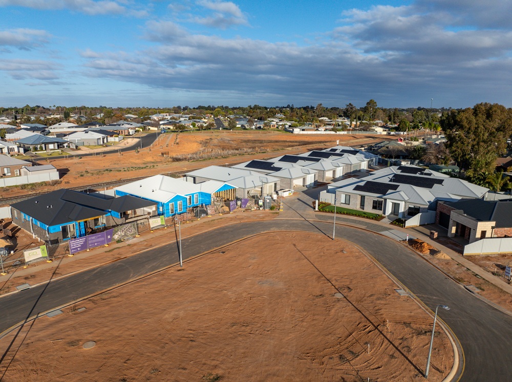 A picture of houses under construction in Irymple